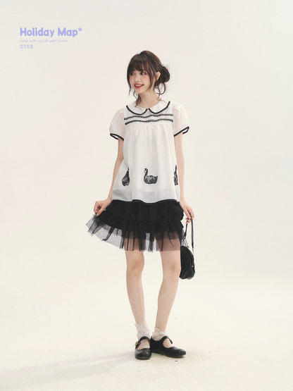 "Antique Dollhouse" Lace Appliqué Peter Pan Collar Puff Sleeve Blouse (Ivory White/ Still Blue)