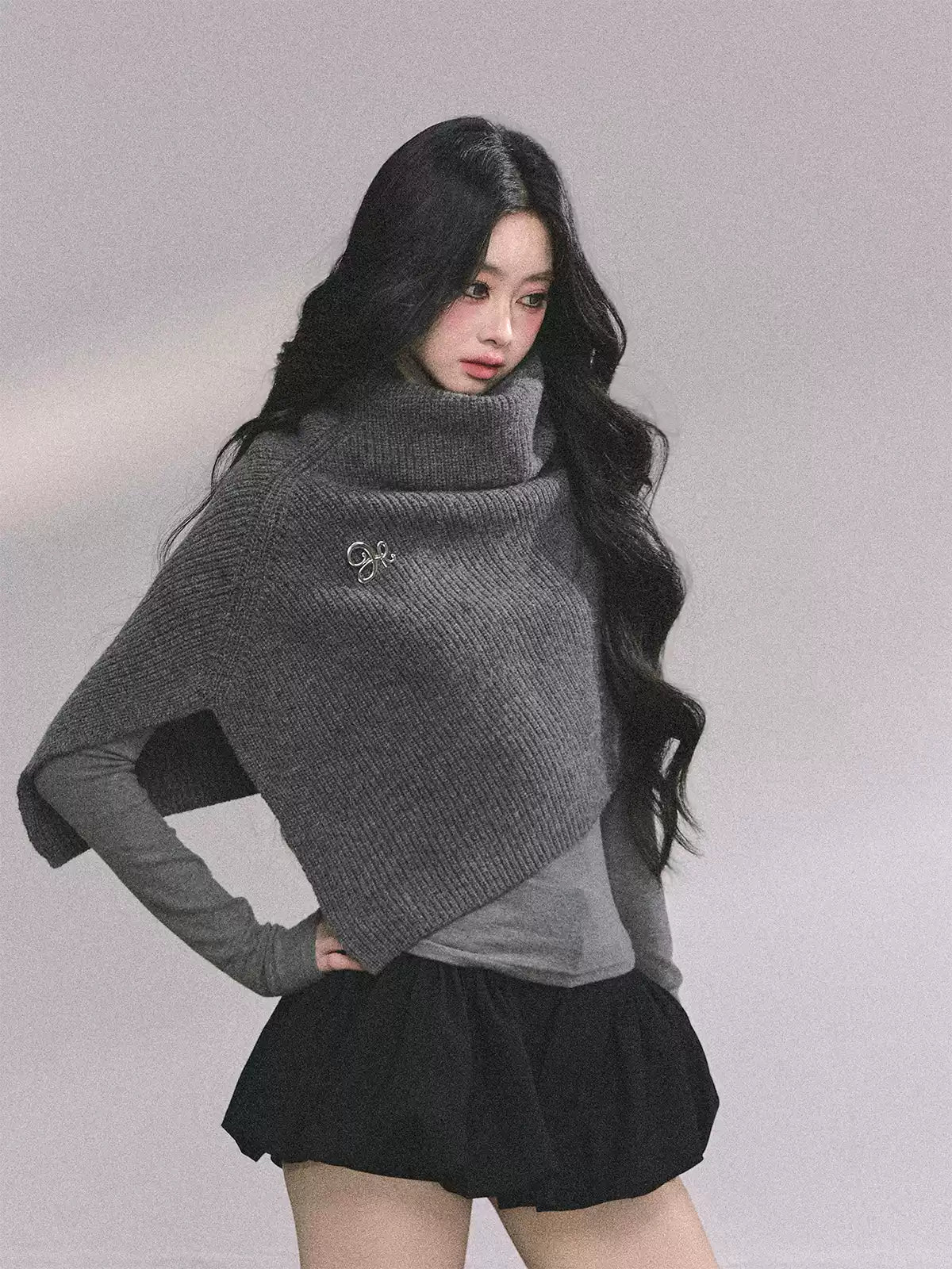 少也眼 Korean Style Loose Turtleneck Knit Cape