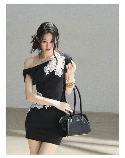 "When the Moon Didn't Arrive" Tranquil Black Lace Embroidered Bodycon Mini Dress