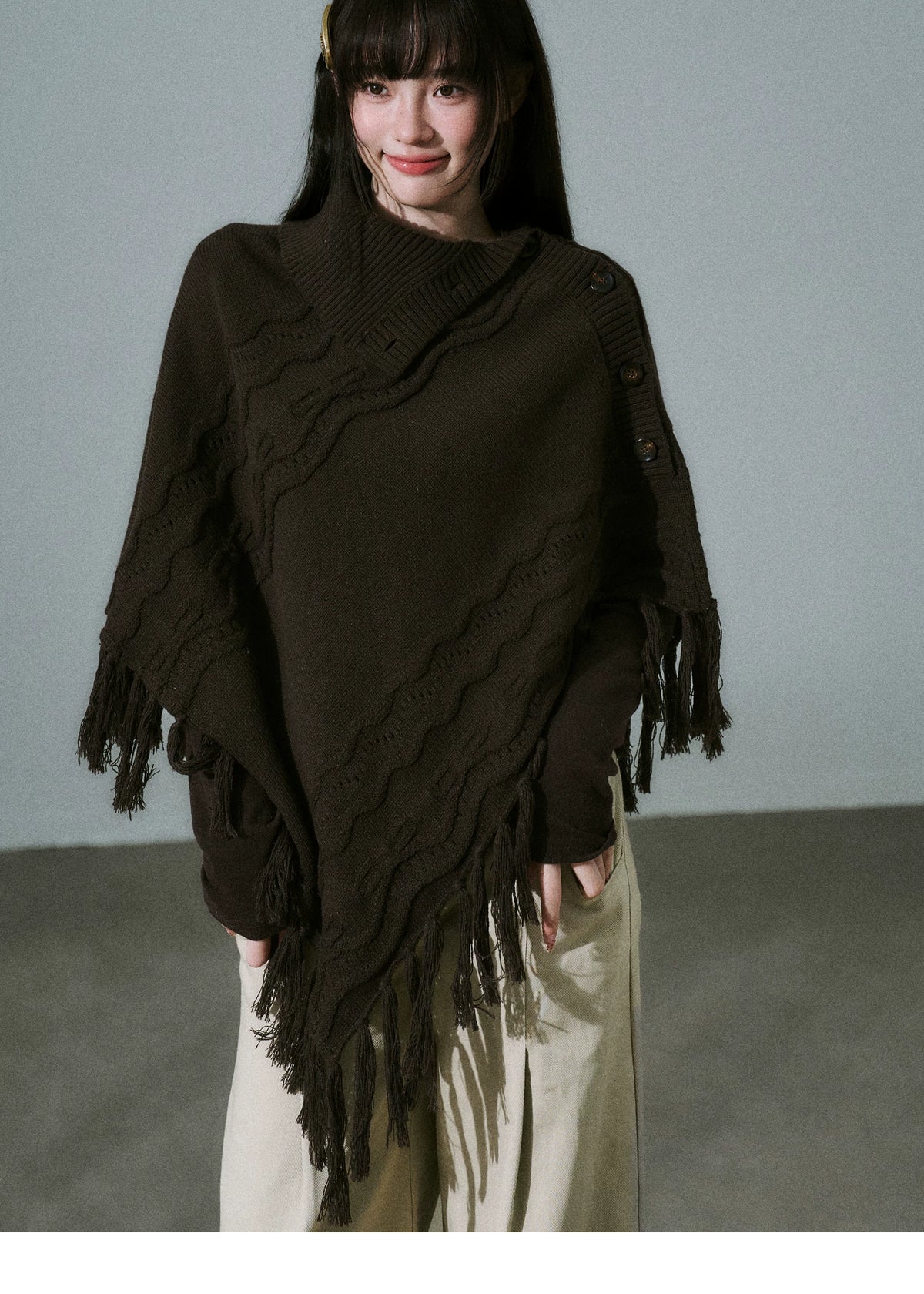 LOST FOREST - Wool-Blend Bow Graphic Fringe Cape Shawl (Coffee / Dark Gray)