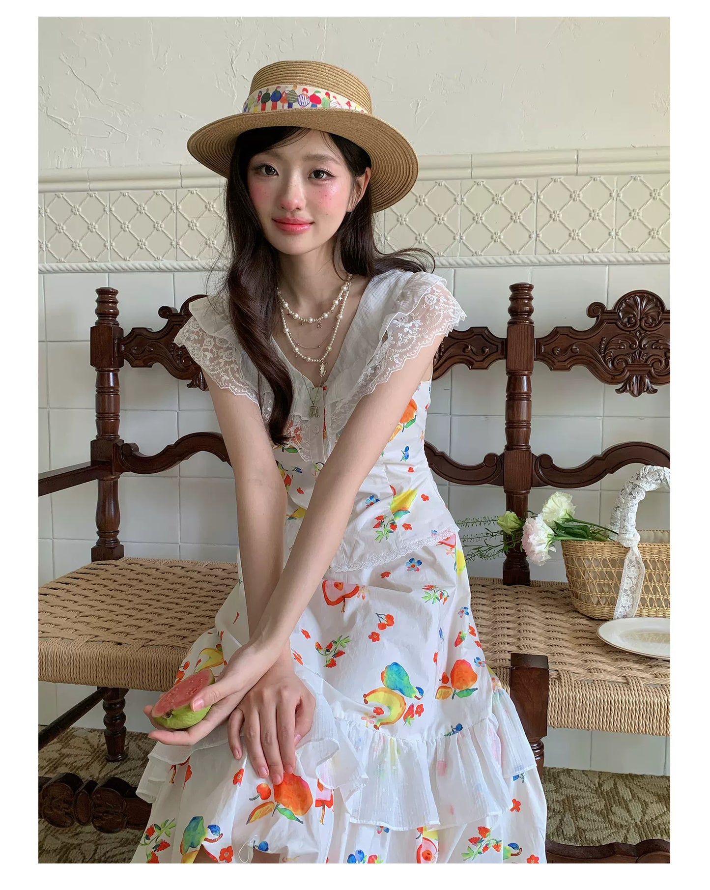 “Honeyfruit Summer Breeze” Beige Printed Skirt Set