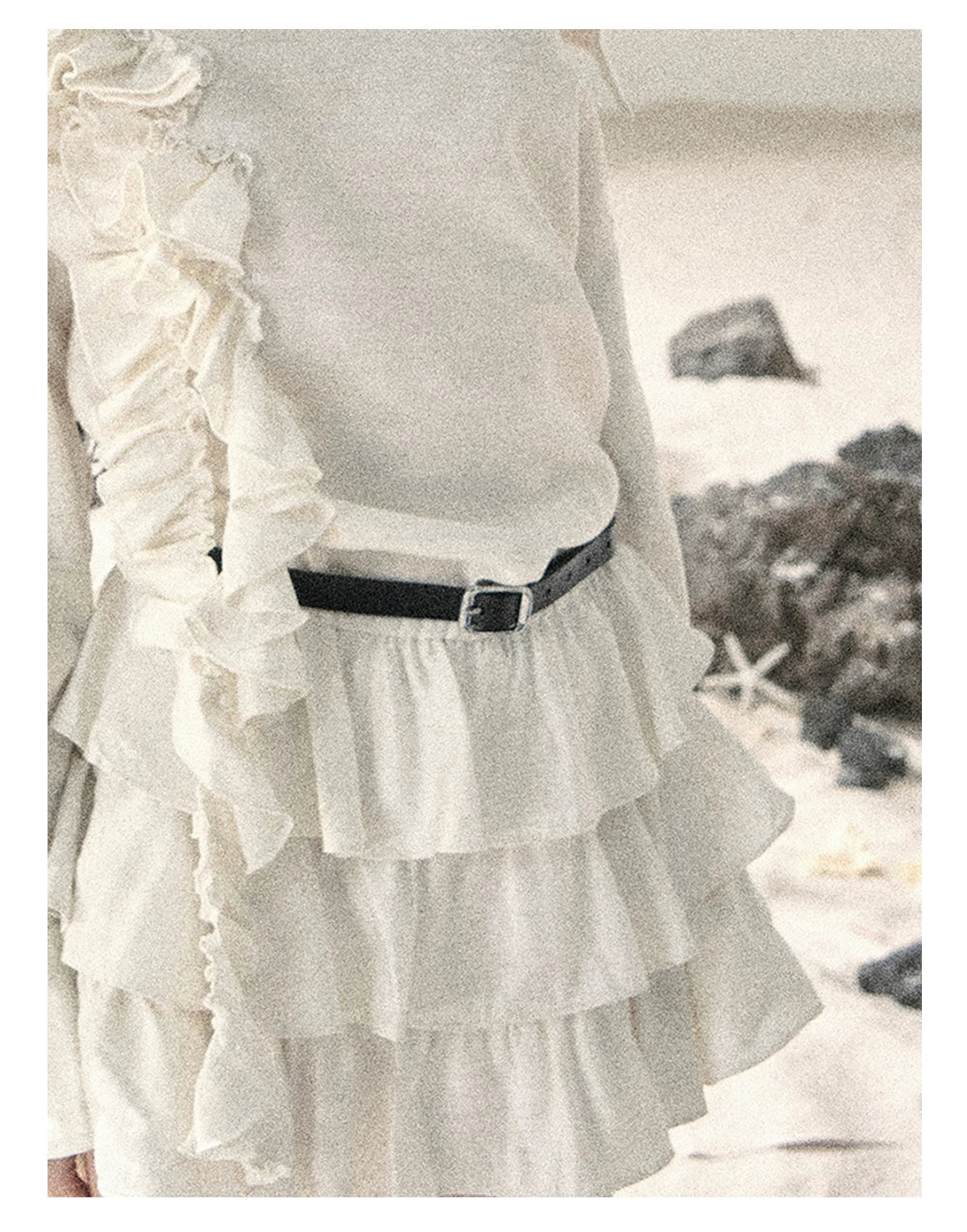 "Petals of Early Summer" Mist White Ruffle One-Shoulder Cake Dress (With Belt) 58648