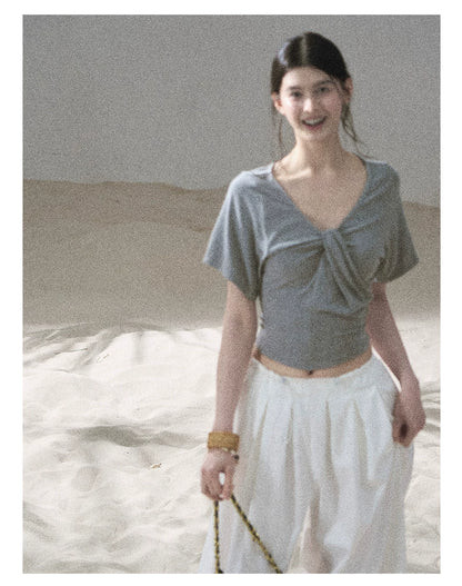 "Moonlight on Water" Twist-Front Cropped T-Shirt (Silver Mink Gray/ Mist Blue)