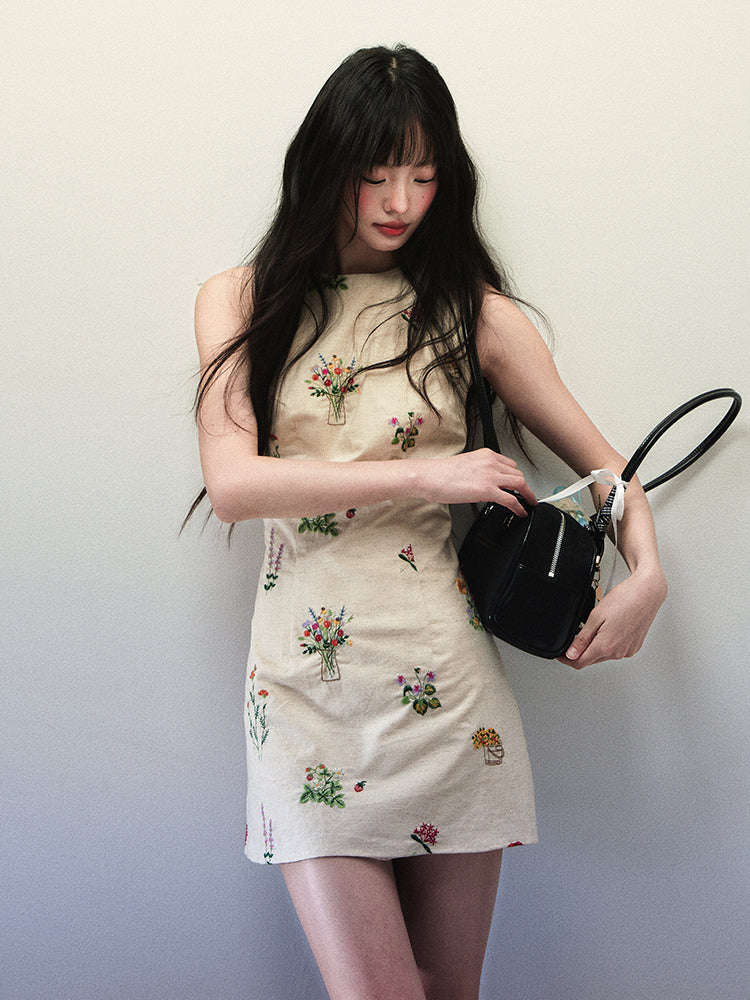 1P - “Don’t Know What To Do” Linen Bloom Embroidered Halter Dress