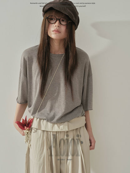 "Quiet Dots" Polka Dot Linen Blend T-Shirt (White / Coffee Gray)