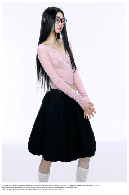 JN's DESIGN - Black Bubble Hem Skirt with Pearl Button Detail