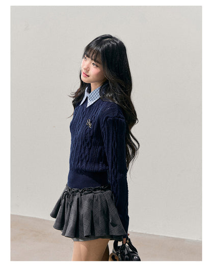 少也眼 “Unfinished Poem” Preppy Plaid-Collar Cable Knit Sweater - Navy