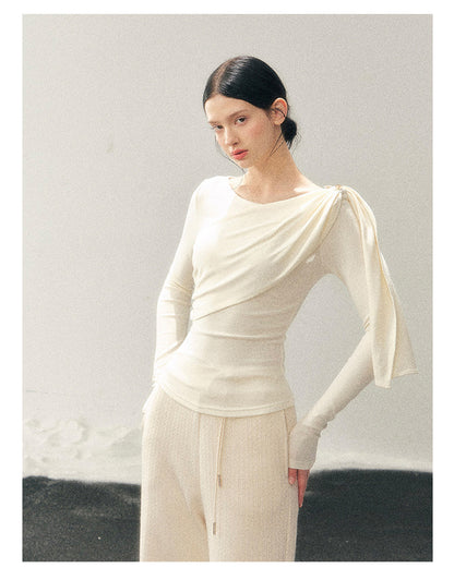 181225 “She Is Lighter Than the Wind” Streamer-Neck Top - Milky Apricot White