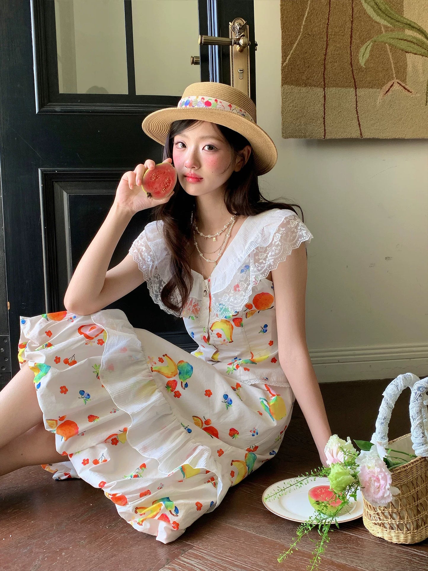 “Honeyfruit Summer Breeze” Beige Printed Skirt Set