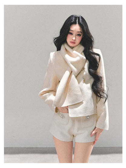少也眼 “Twilight Forest" Woolen Oversized Coat - White