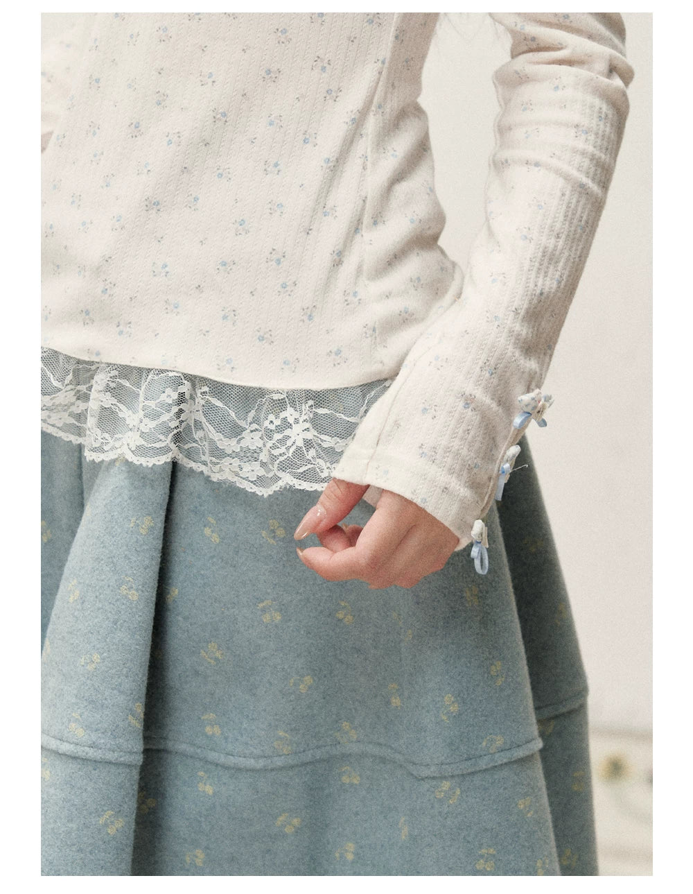 [RF] Cream Floral Peter Pan Collar Long-Sleeve Fitted Layering Top with Lace Details