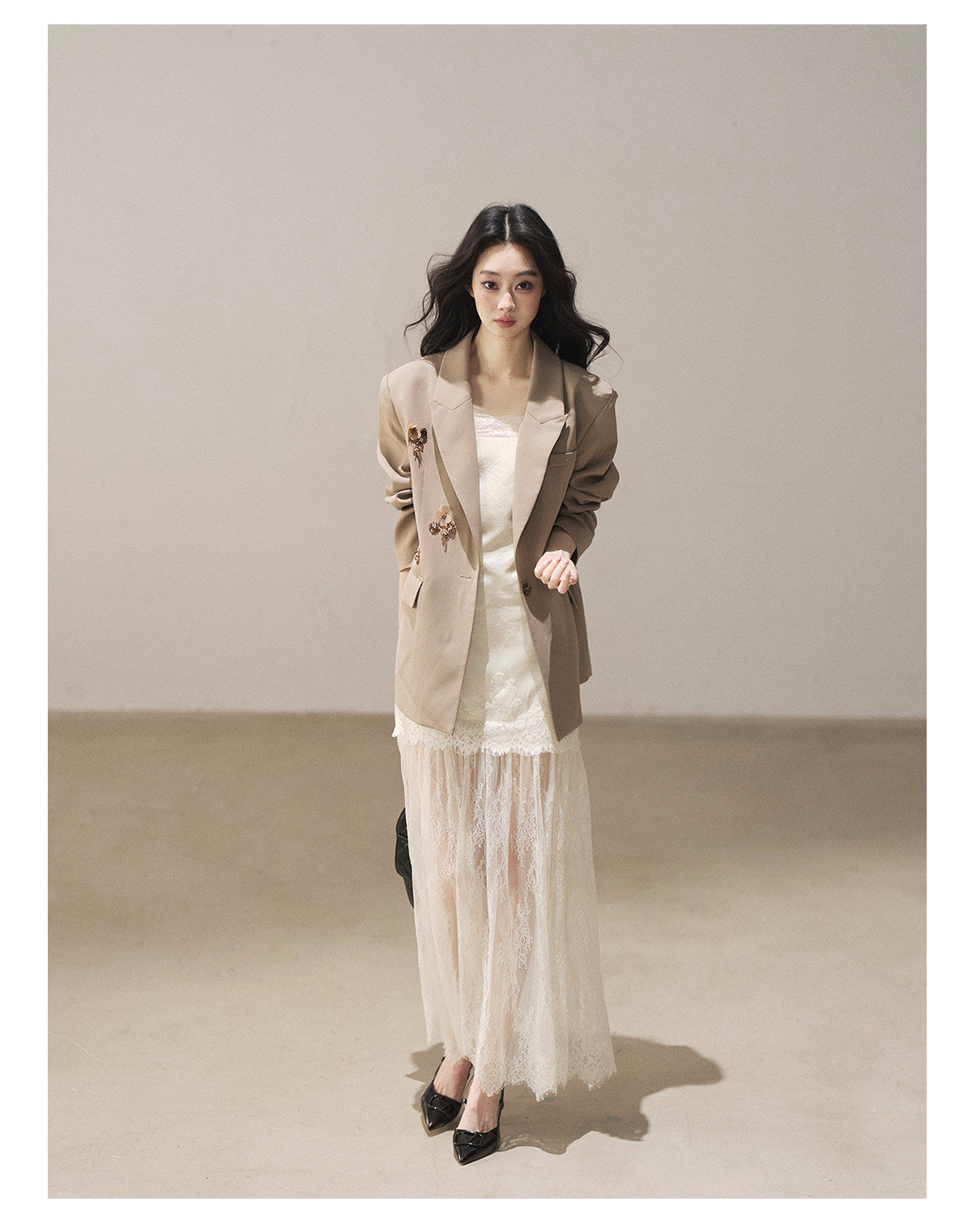 170726 "Your Open Meadow" Taupe Gray Floral Embellished Oversized Blazer