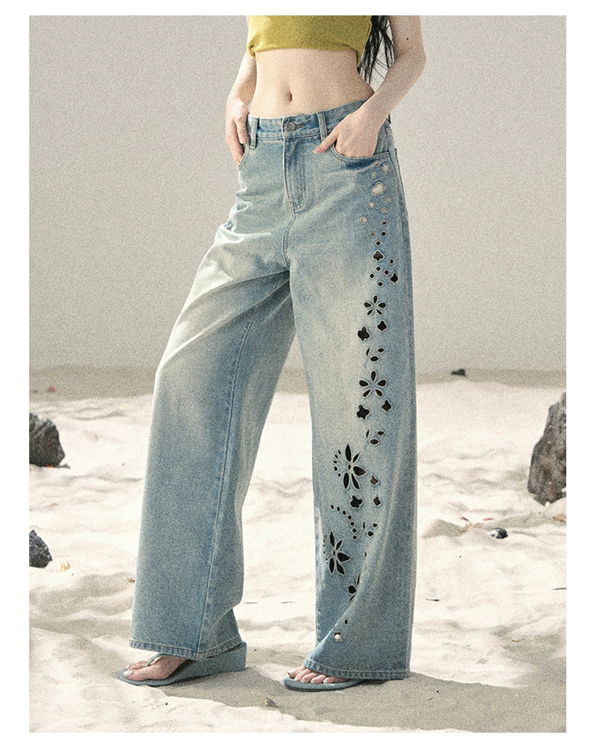 "Scent of Sea Salt" Vintage Blue Embroidered Wide-Leg Jeans 536843