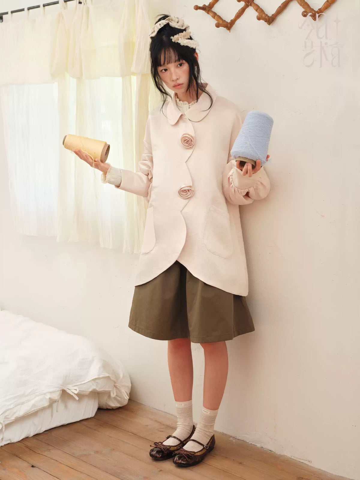DAILY ARTIST - Soft Pink Pearl Satin Rose Bubble Sleeve Jacket