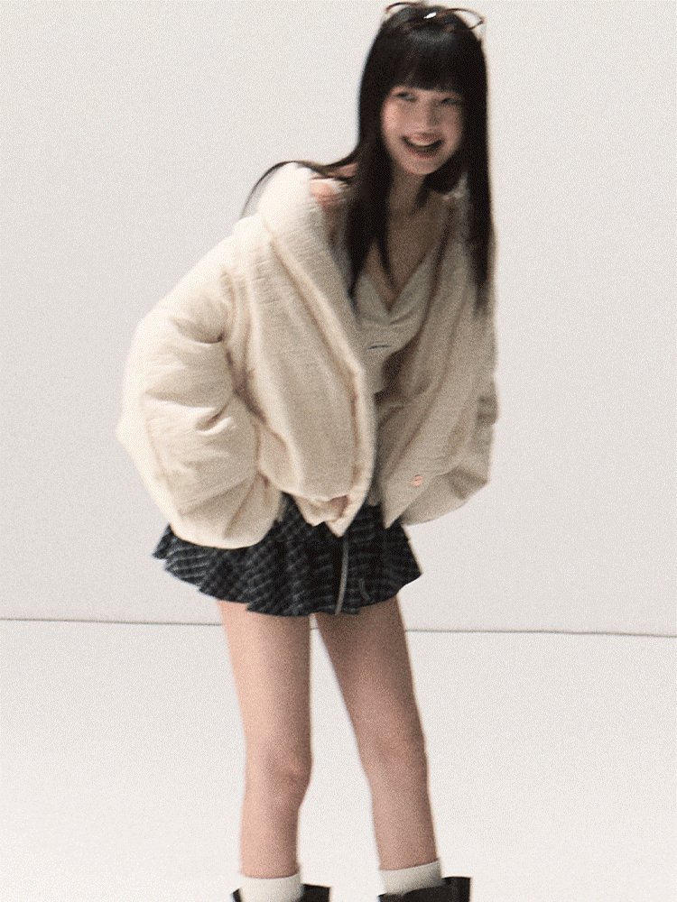 OAKMOO/ Beige 90% White Duck Down Cropped Puffer Jacket