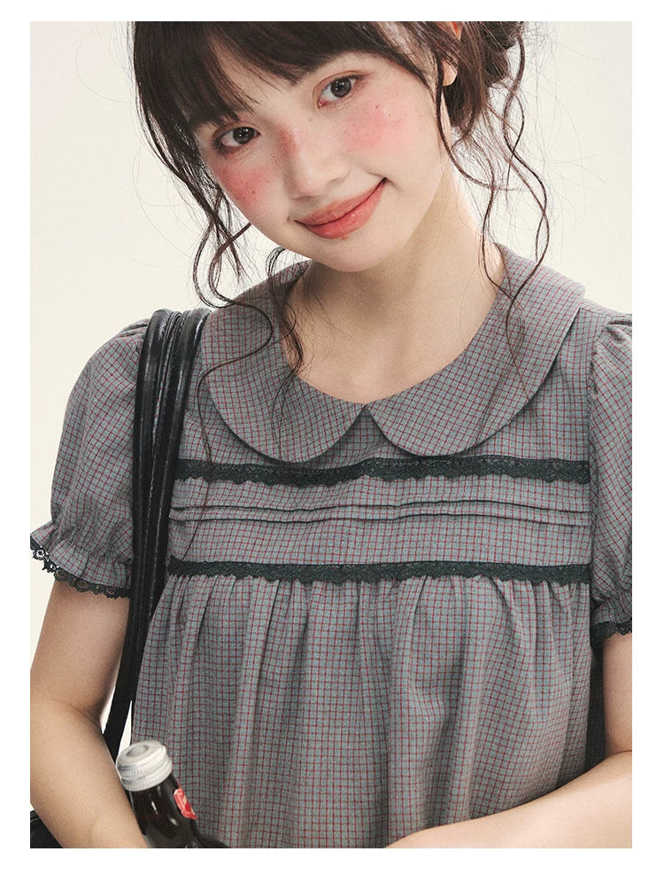 "Sweet Silhouette" Plaid Lace Trim Puff Sleeve Peter Pan Collar Blouse (Red Blue / Red White)