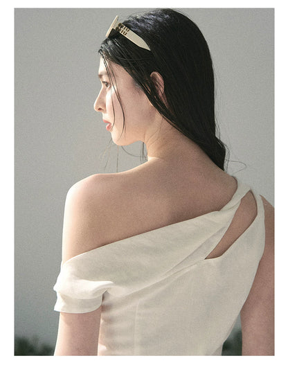 “Cloud Threads Falling at the Shoulder” Ivory Linen-Blend Two-Piece Set