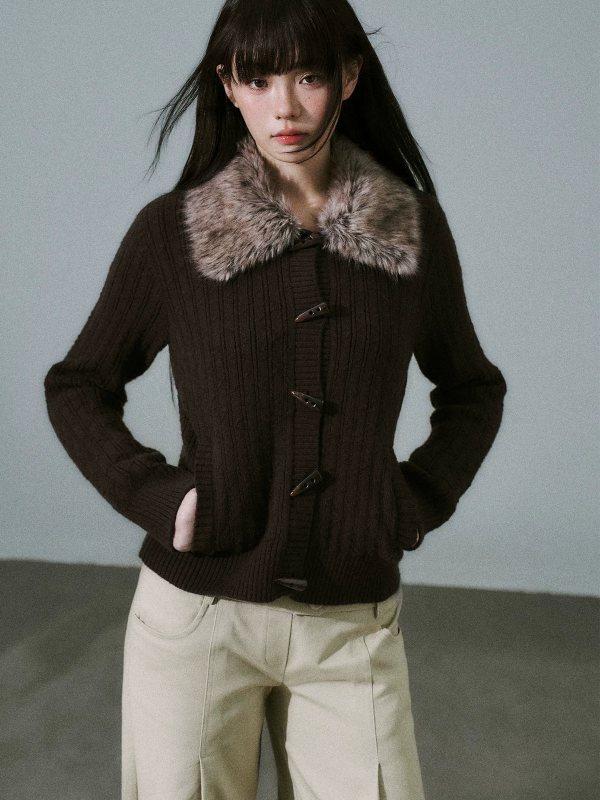 LOST FOREST - Dark Brown Detachable Faux-Fur Collar Toggle Cardigan