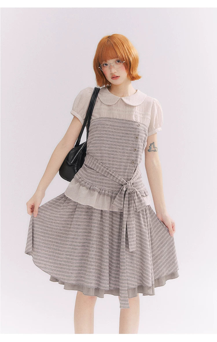 “Old Keepsake Letters” Frost Gray Doll Collar Lace Two-Piece Set