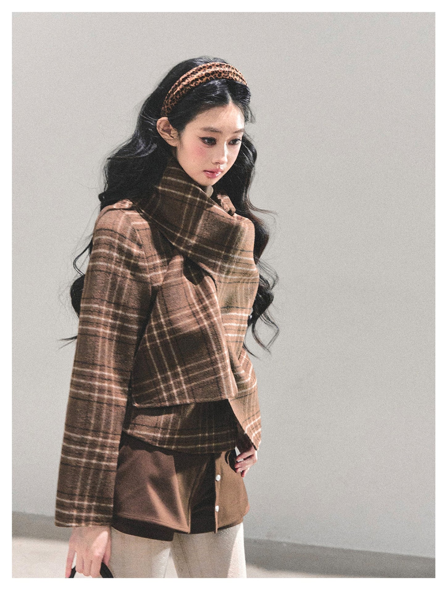 少也眼 “Twilight Forest" Woolen Oversized Coat - Plaid Brown