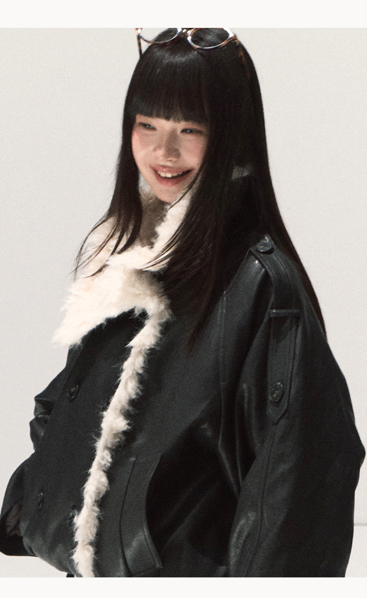 OAKMOO/ "A Night Under the Osmanthus Tree" Rich Black Lambswool-Trimmed Cropped Leather Jacket (Rich Black / Hazel Khaki)
