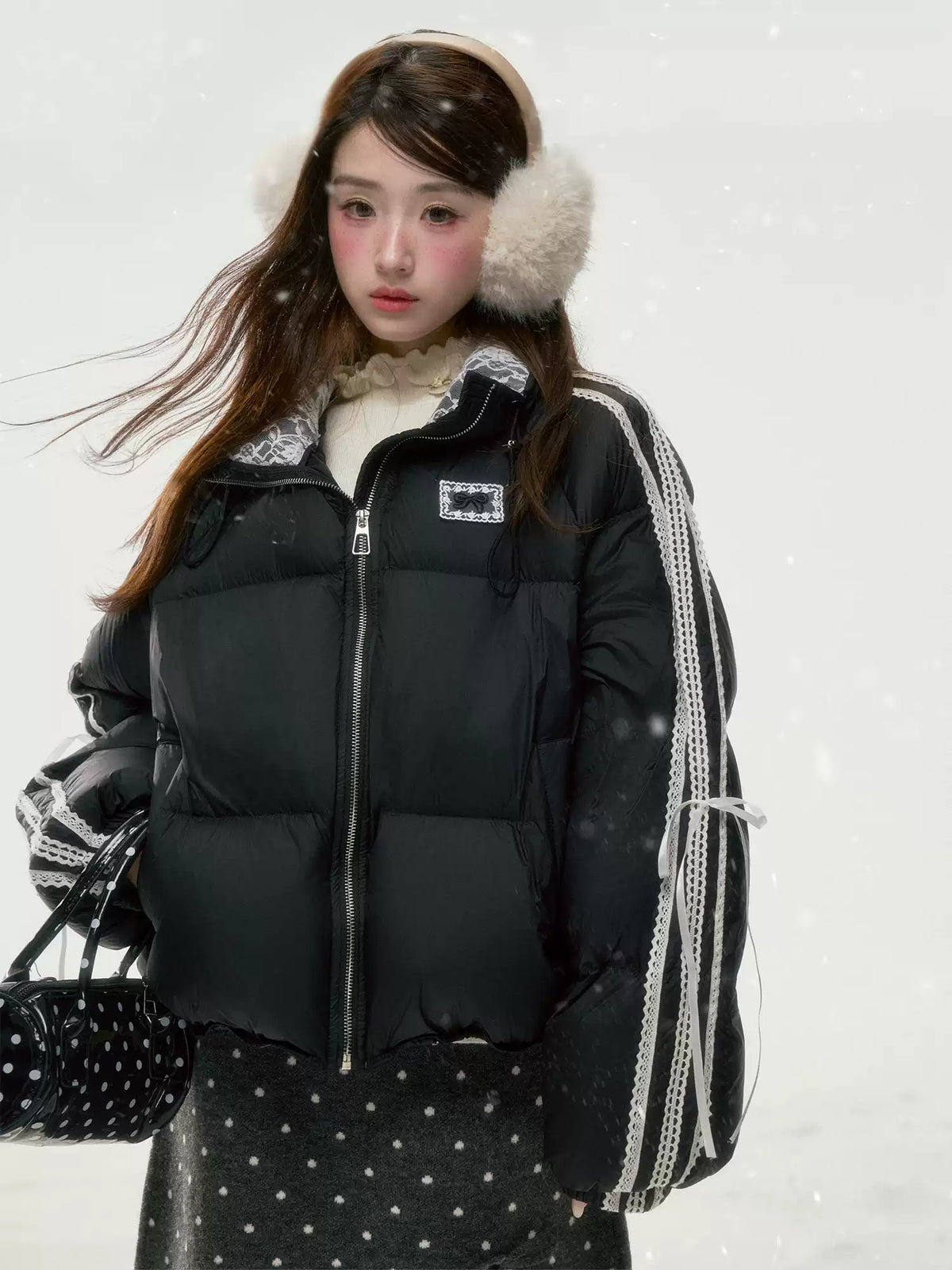 BIBIBENCY - Black Lace-Trimmed 90% White Duck Down Puffer Jacket
