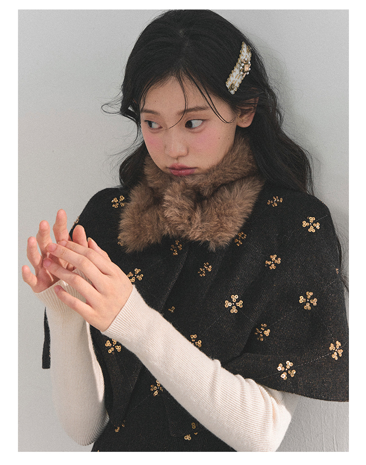 少也眼 “Snowy Night Waltz” French-Style Wool Dress with Detachable Fur Cape