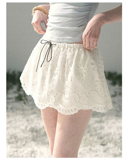 “Lost in Your Embrace” Gardenia White Lace Puff Skort