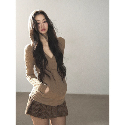 AOMALM - Oatmeal Hooded Deep V-Neck Cable Knit Top