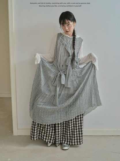 "Quiet Check" Plaid Wide Leg Trousers (Black & White Plaid)