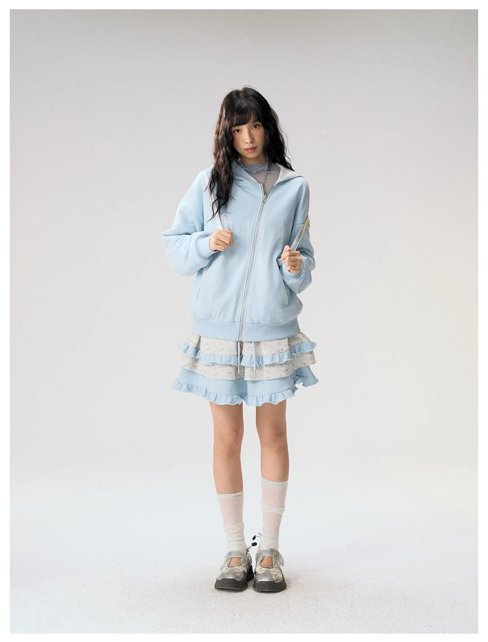 [CAN] "Misty Blue Floral Reverie" Light Blue Floral Set (Reversible Jacket / Sweatpants / Tiered Skirt)