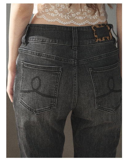 170726 "Her Quiet Shore" Rock Black Mid-Rise Flared Jeans