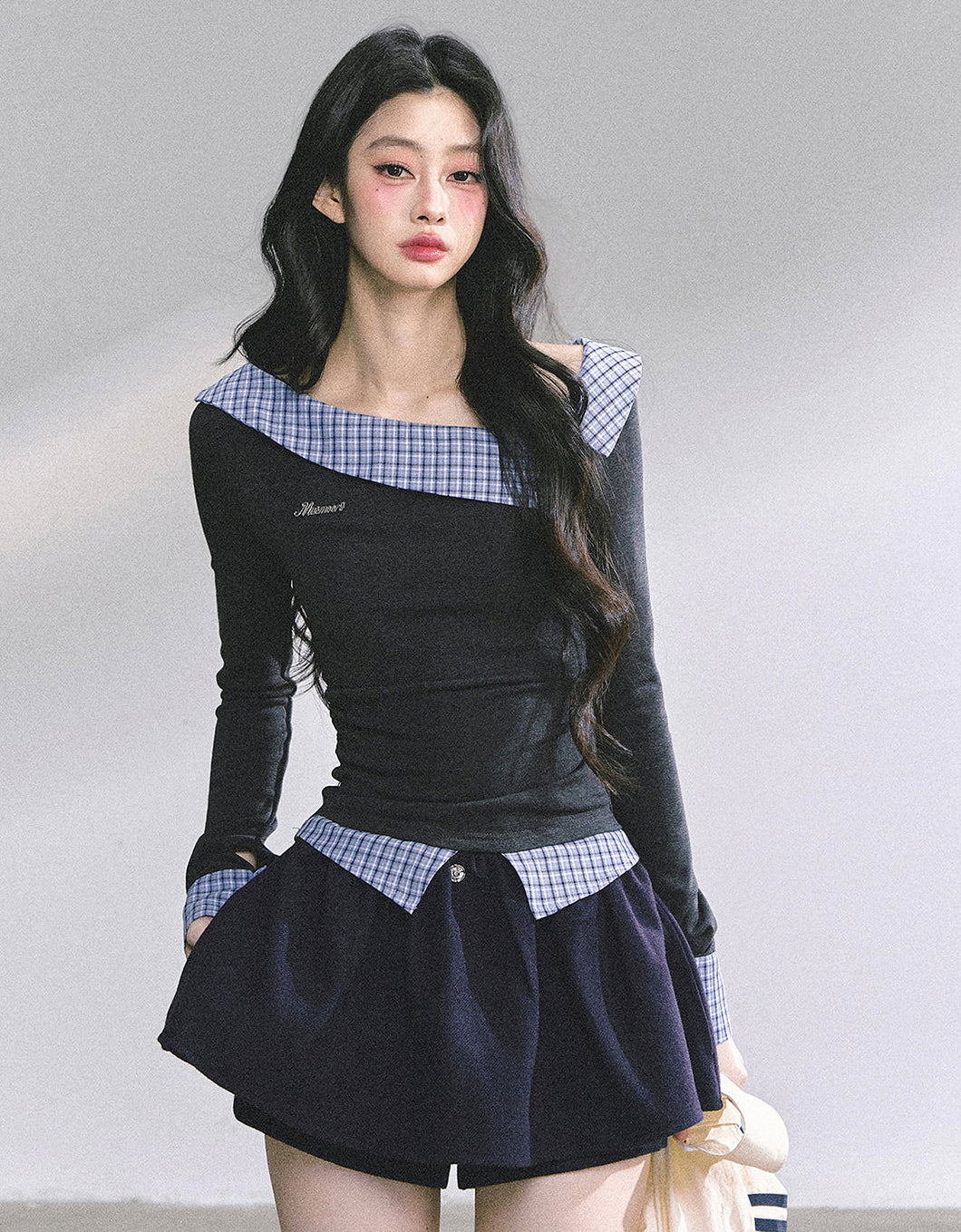 少也眼 Lester Style Faux Two-Piece Plaid Sweatshirt