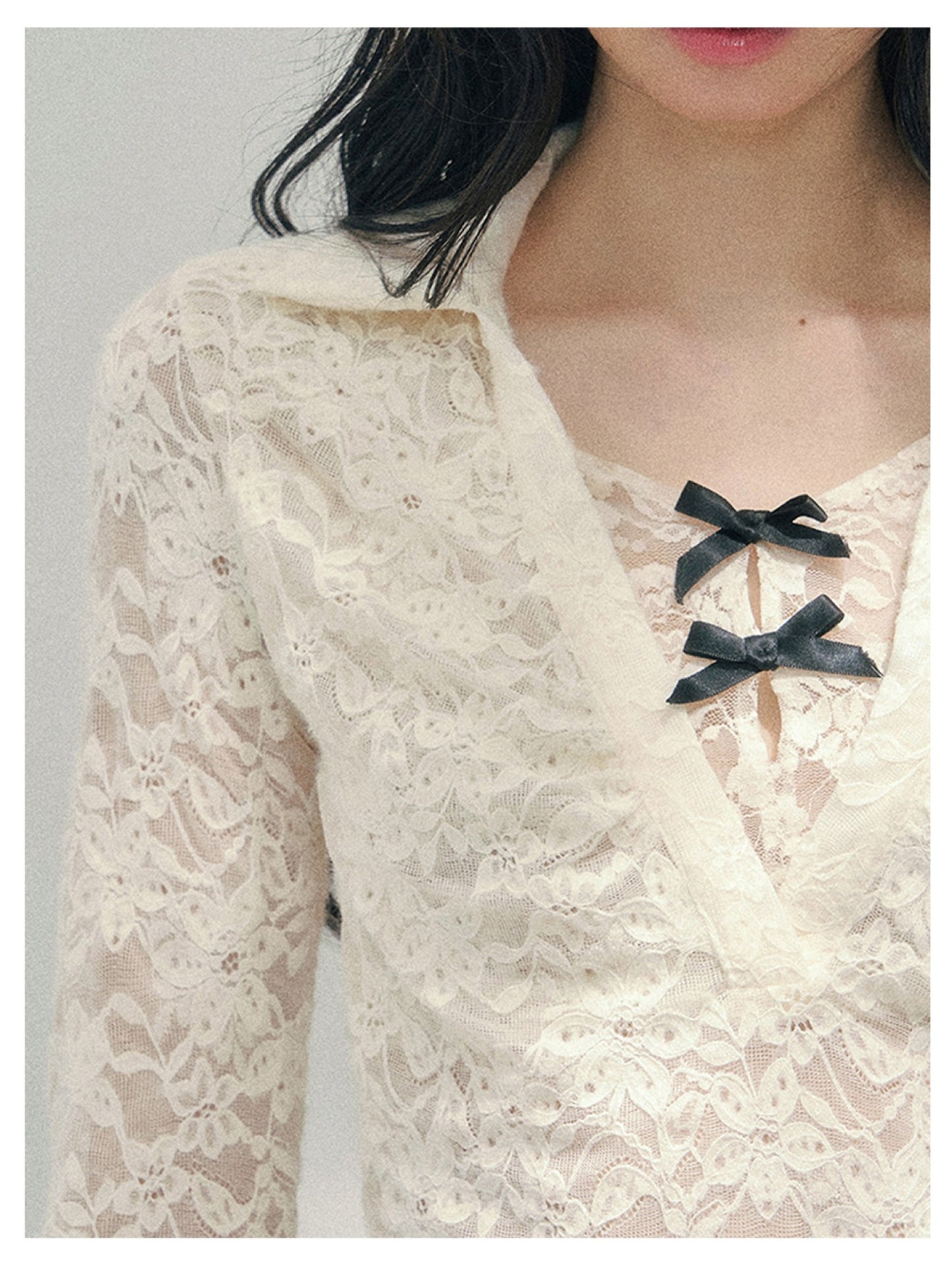 少也眼 “Soft Focus Monologue” Faux-Layer Sheer Lace Tie-Detail Top – Apricot 4563634583