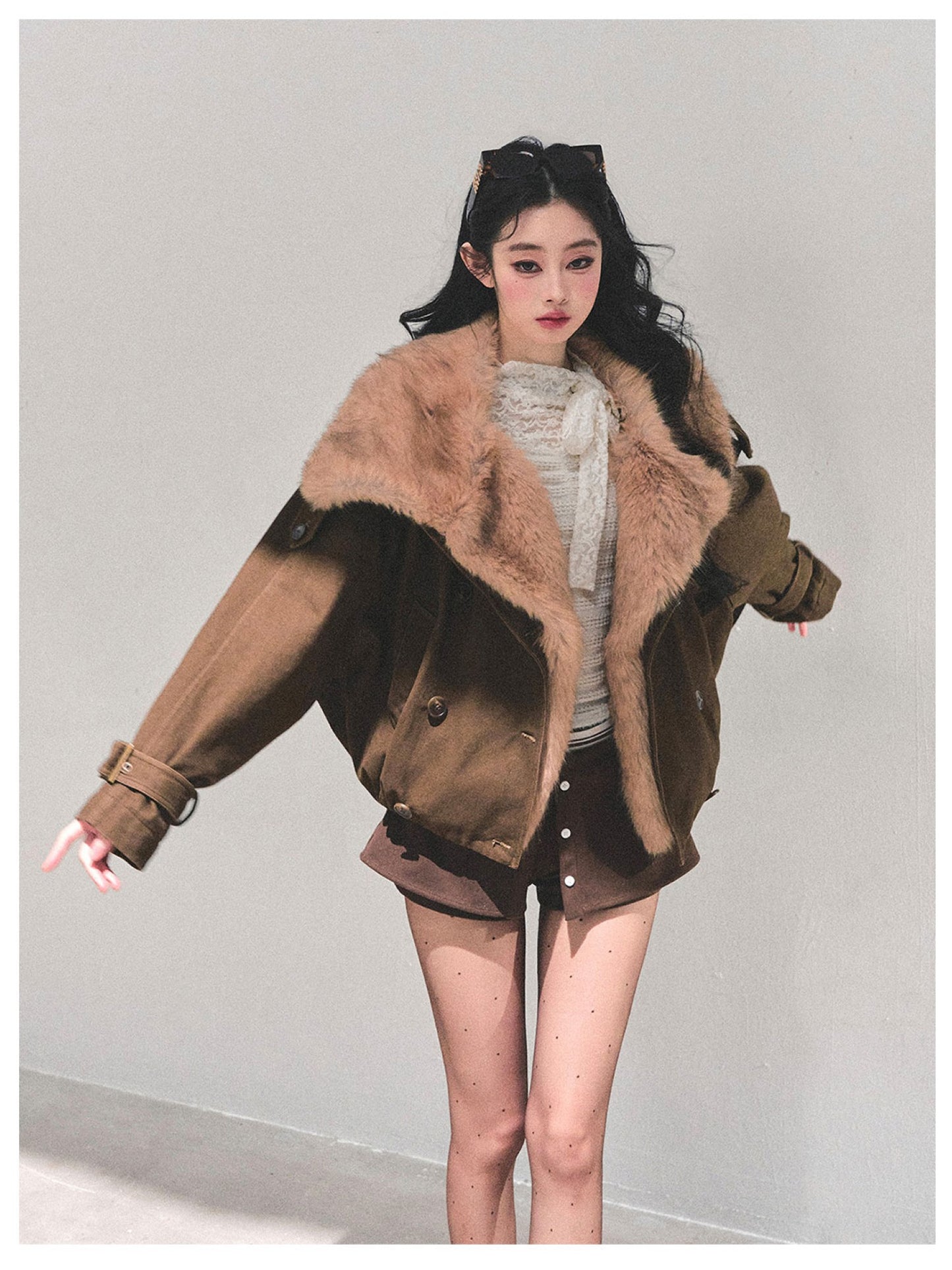 少也眼 "Winter Rendezvous" Coffee Brown Plush Fleece Jacket