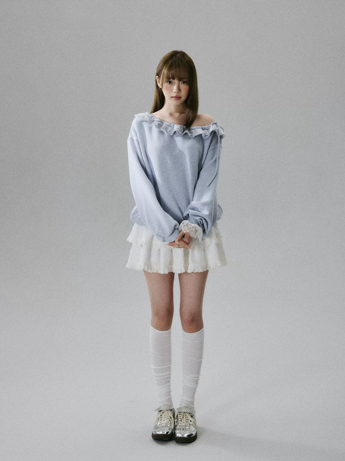 LOST FOREST - Heather Gray One-Shoulder Eyelash Lace Cotton Sweatshirt