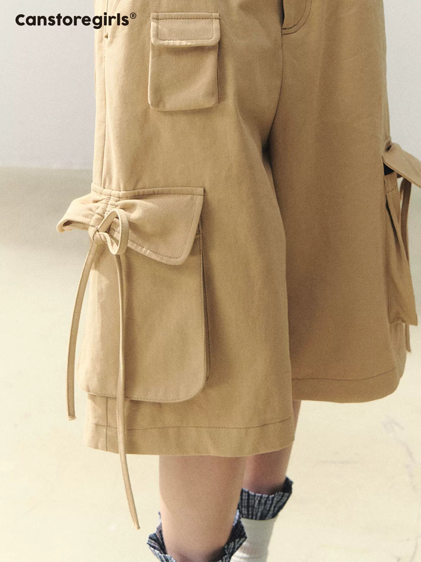"Sand Messenger Mood" Khaki Bow Drawstring Cropped Cargo Pants WW2026042