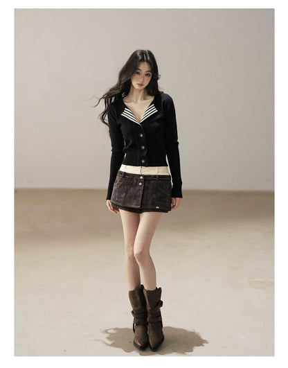 AOMALM - “The Quiet Isle” Black Cropped Ribbed Knit Top with Defined Waist