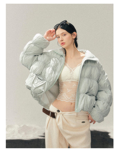 少也眼 “She Gazes at the Snow” White Duck Down Cropped Jacket - Haze Blue