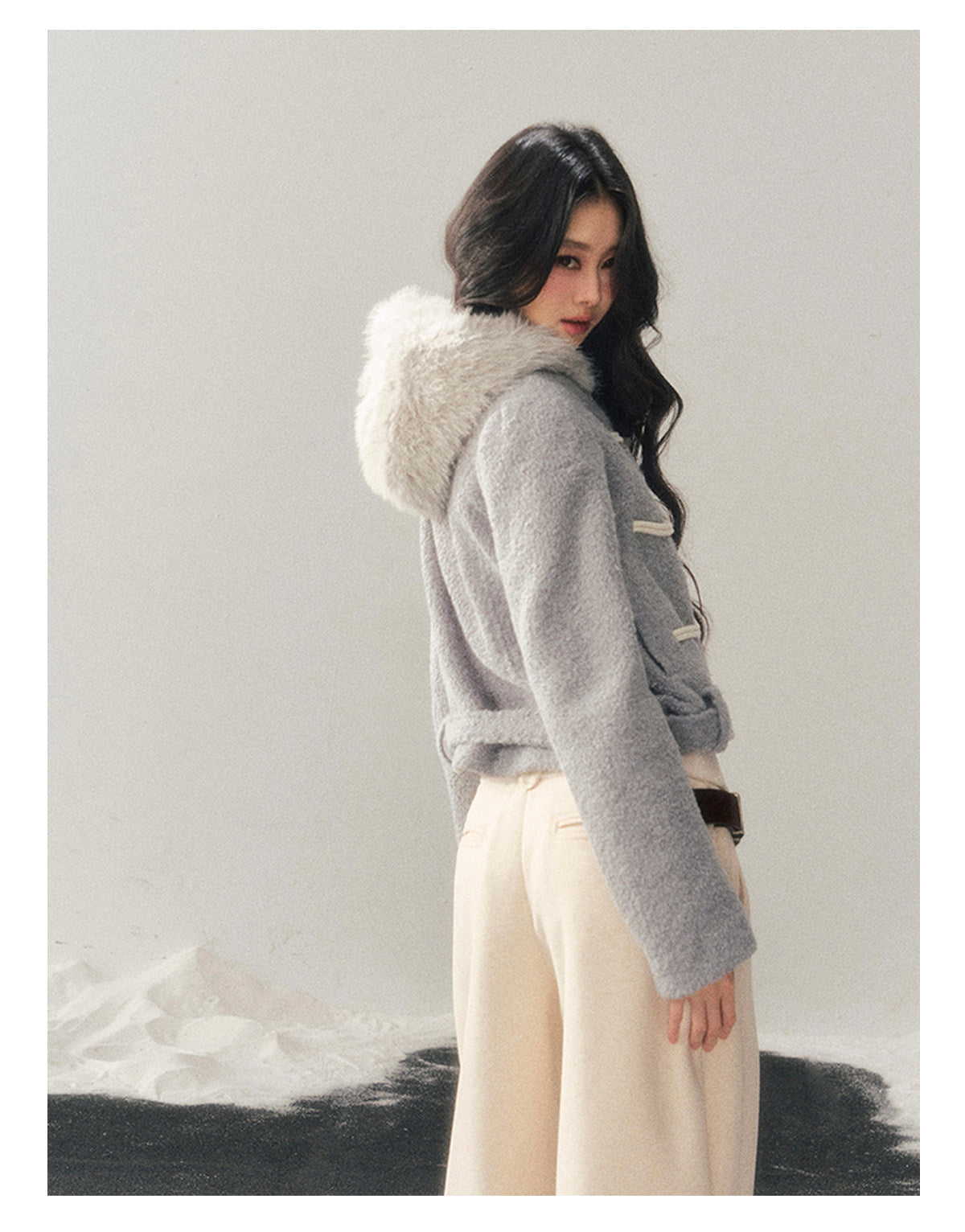 少也眼 "Silent Devotion" Quilted Fringe Wool Coat - Mist Blue