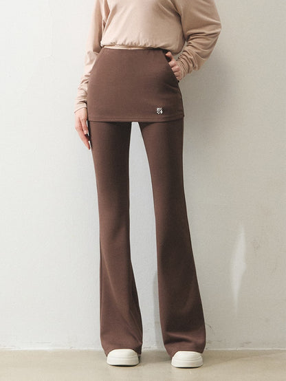 "晨间漫步" Morning Stroll Knit Set – Faux-Layered Top & Flared Yoga Pants