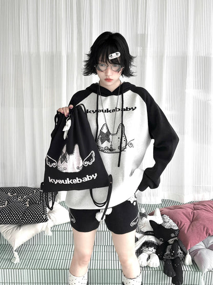 Angel Wing Details Printed Oversized Knit Hoodie & Shorts Set