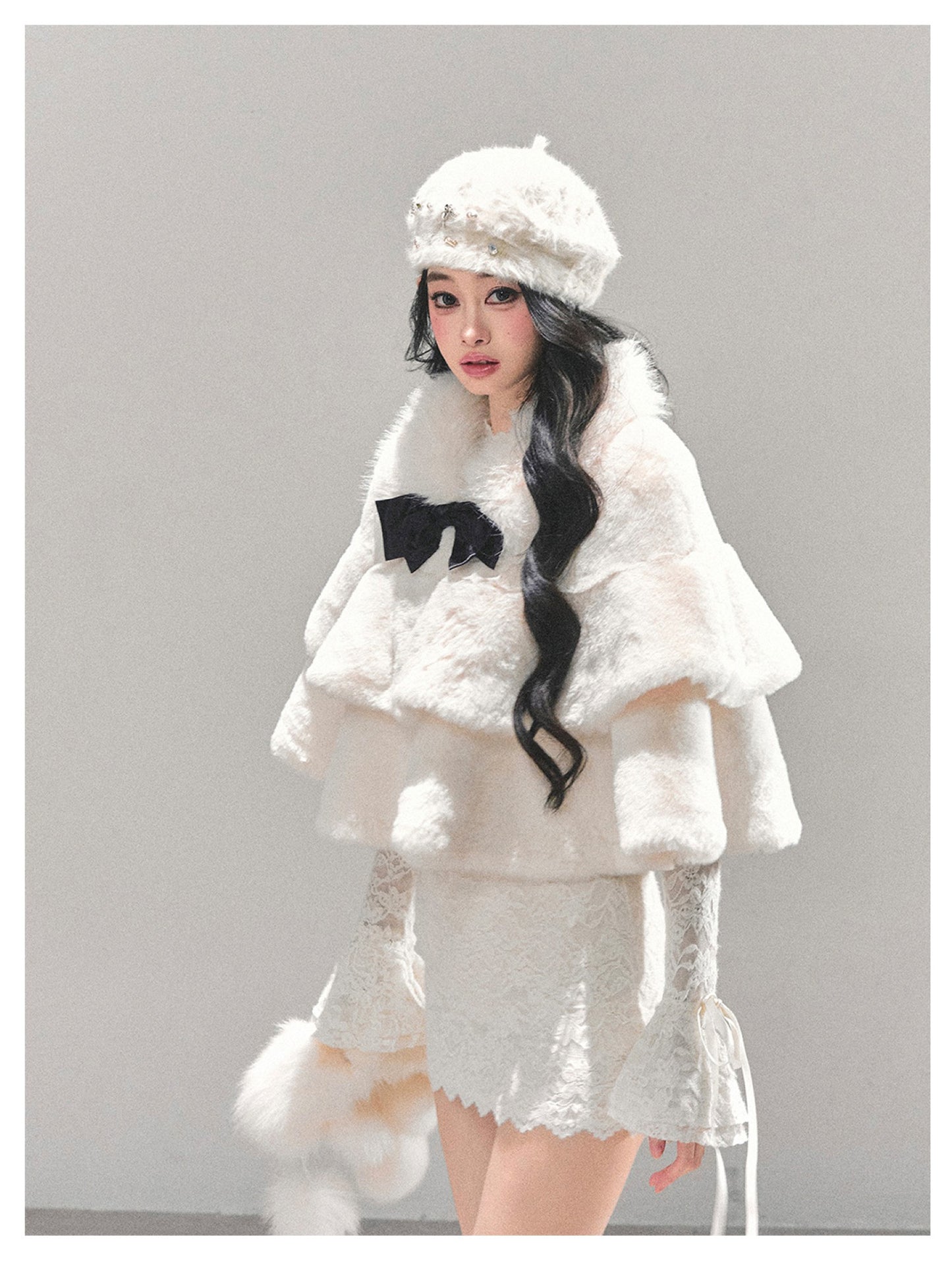 少也眼 “When the First Snow Falls" Plush Winter Cape Coat