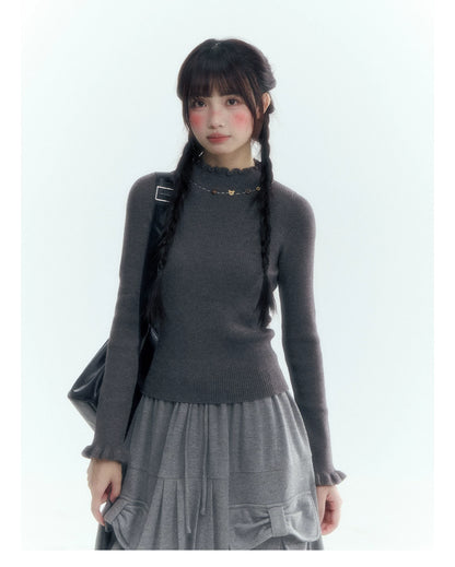 Horridale - Vintage Ruffle-Trim Wool-Blend Mock Neck Top (White Almond / Dark Gray)