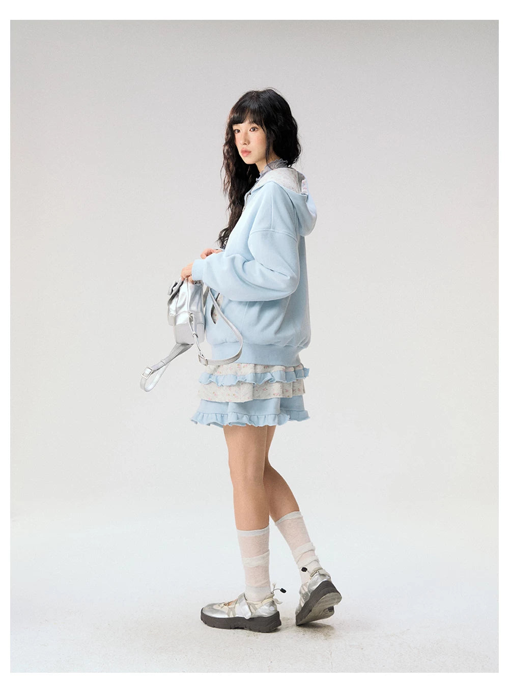 [CAN] "Misty Blue Floral Reverie" Light Blue Floral Set (Reversible Jacket / Sweatpants / Tiered Skirt)