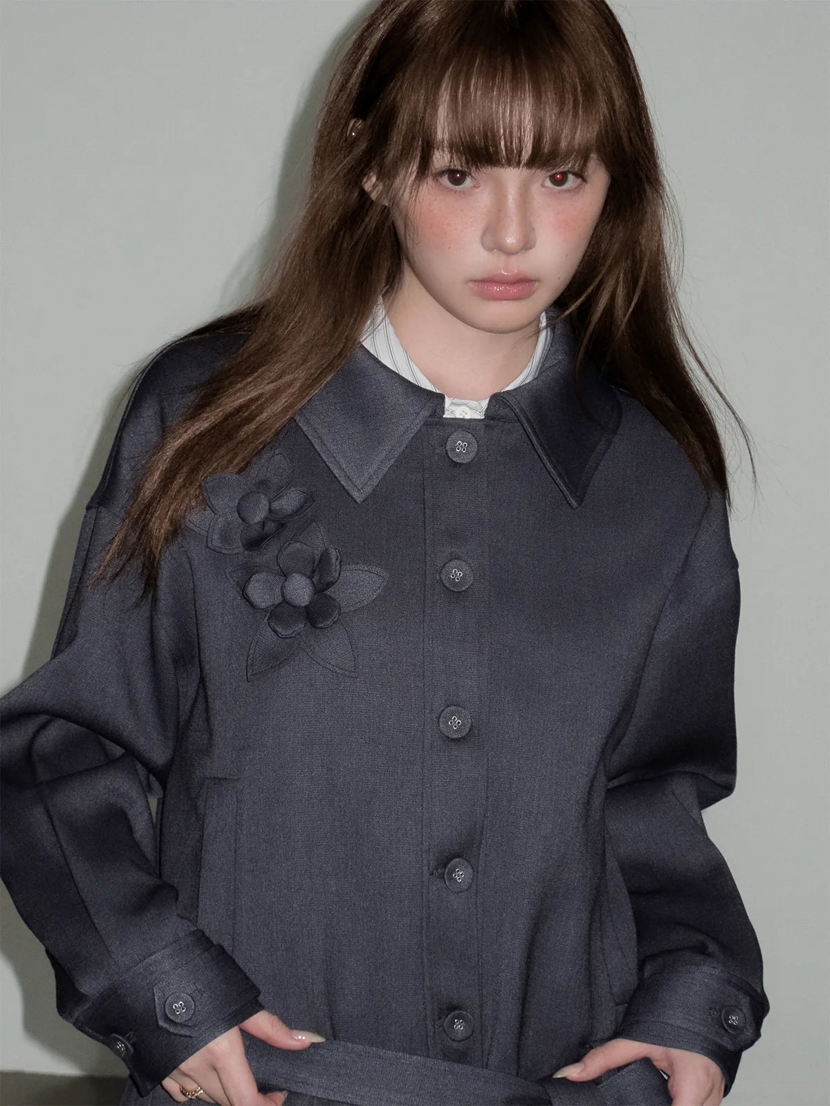 LOST FOREST - Charcoal Gray Flower Trench Coat
