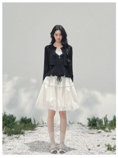 少也眼 “Lace in Between” French Knit V-Neck Two-Piece Set 55447