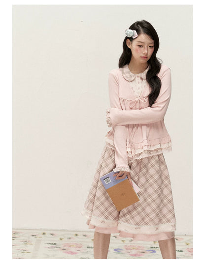 [RF] Vintage-Inspired Gingham Check Two-Piece Set with V-Neck Top and Pleated Skirt