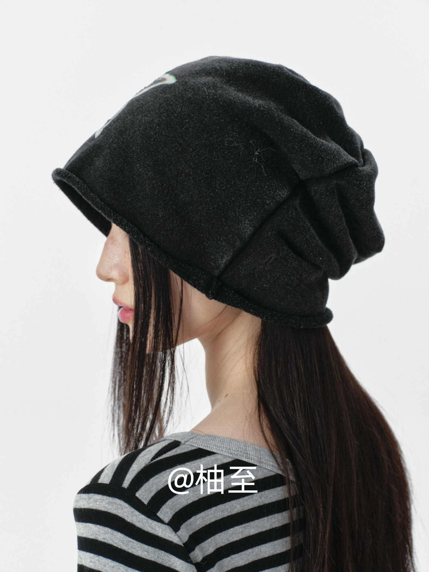 Black Star Print Slouchy Beanie – Oversized Star Head Wrap Hat