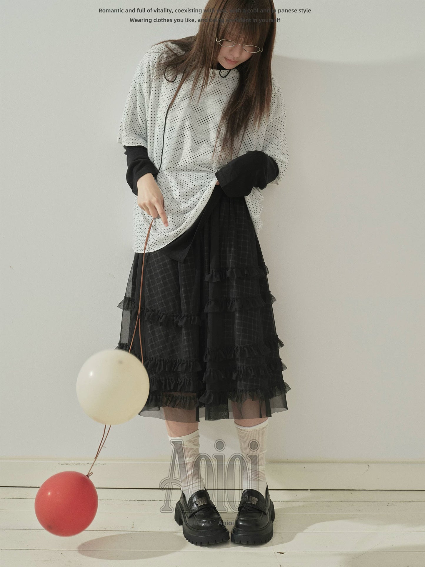"Soft Check Layers" Plaid Mesh Midi Skirt (White Plaid / Black Plaid)